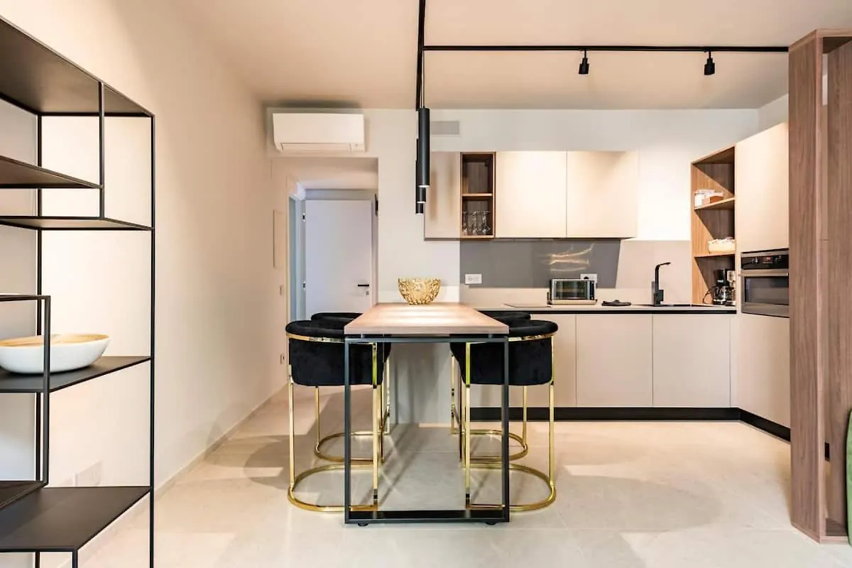 Apartment Lagoc0C00N - Colazione - 300M Stazione - 800M Lago Desenzano del Garda