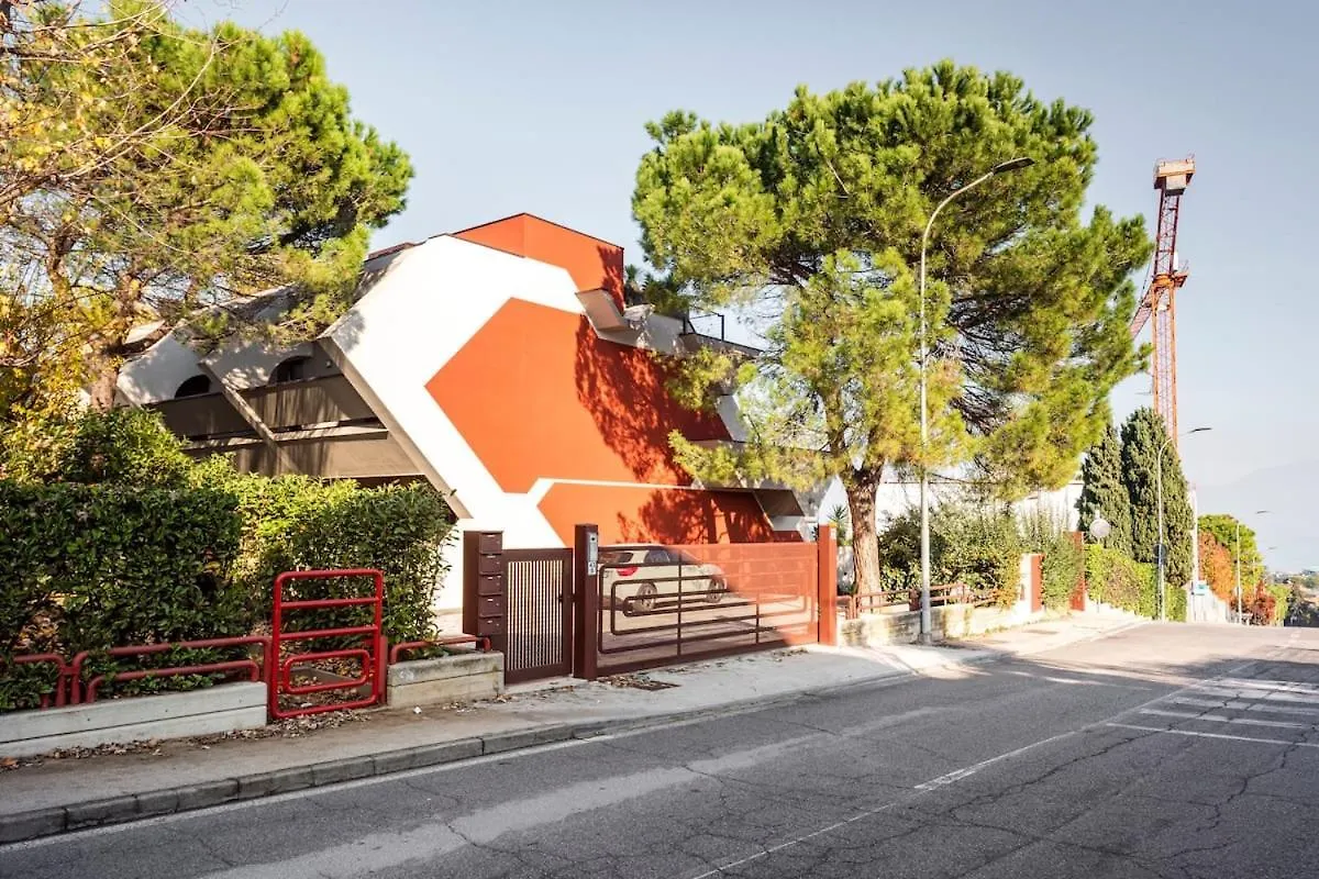 Apartment Lagoc0C00N - Colazione - 300M Stazione - 800M Lago Desenzano del Garda Italien