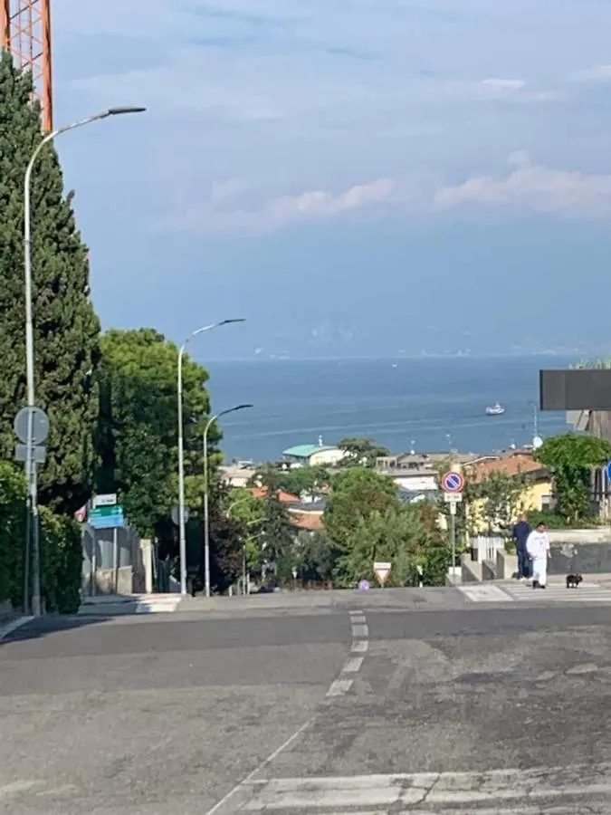 Lagoc0C00N - Colazione - 300M Stazione - 800M Lago Desenzano del Garda